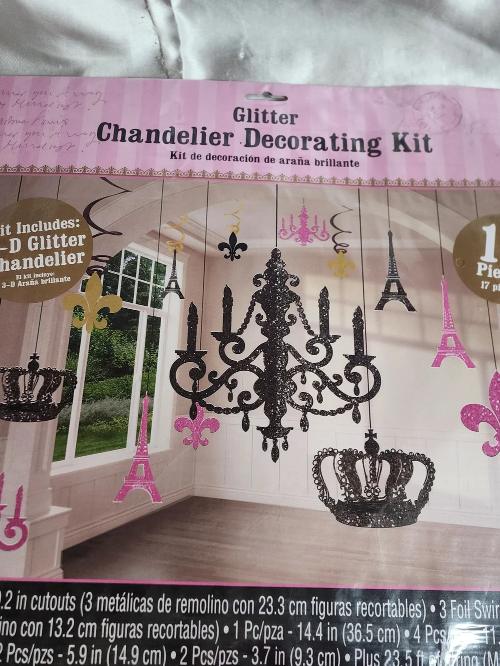 Glitter Chandelier Decorating Kit & Paris Cutouts - Pink